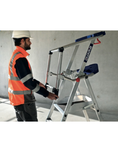 Plateforme Fixe 7 marches - F7 PERFORM - mise en place garde-corps